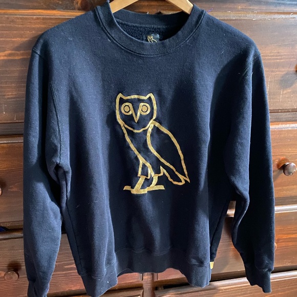 October’s Very Own Tops - OVO - Cute Drake sweatshirt that I wore a couple of times because it was a gift.